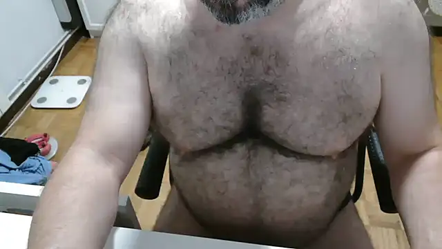 mikeyhotbear online show from 07/06/26, 04:09