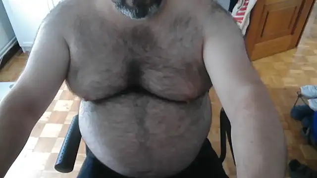 mikeyhotbear online show from 07/11/26, 09:45