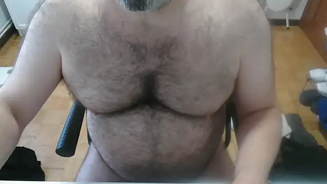 mikeyhotbear online show from 07/13/26, 05:43