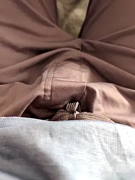 Snapshot of Elixire1 chatting on 09/22/25, 03:36 Elixire1 online show from 09/22/25, 03:36