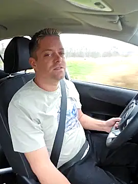 Trucker Hunter online show from 02/08/25, 12:06