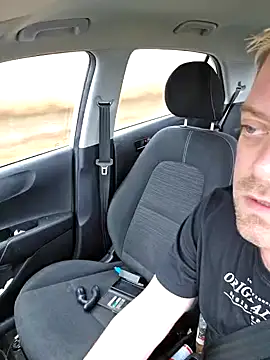 Trucker Hunter online show from 03/11/25, 08:30