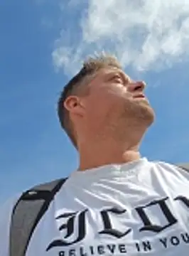 Trucker Hunter online show from 10/15/25, 09:53