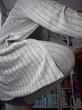 sammyqueenx21 online show from 03/06/25, 03:13