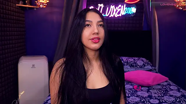 bull vixen2001 online show from 12/21/25, 10:22