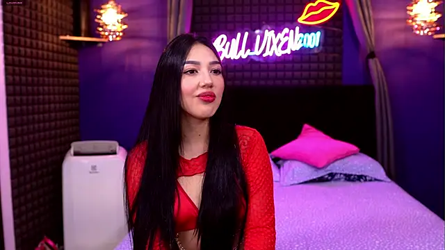 bull vixen2001 online show from 08/02/26, 12:36