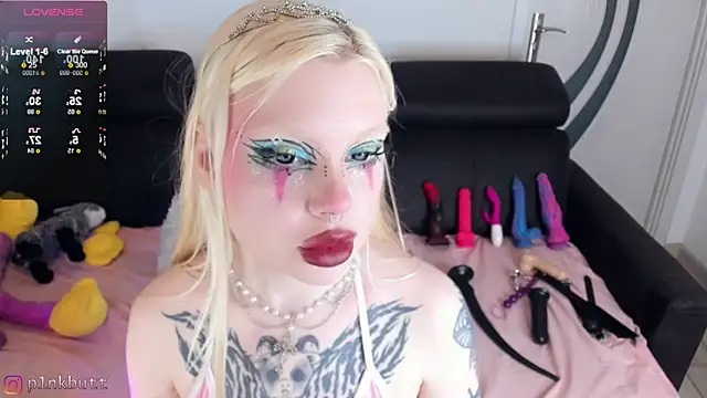 Snapshot of HelenGoat chatting on 01/20/25, 09:53 HelenGoat online show from 01/20/25, 09:53