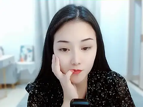 Snapshot of Angel-C chatting on 12/02/24, 01:36 Angel-C online show from 12/02/24, 01:36