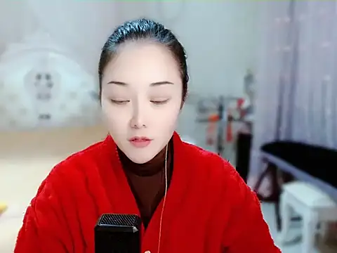 Snapshot of Angel-C chatting on 12/24/24, 01:38 Angel-C online show from 12/24/24, 01:38