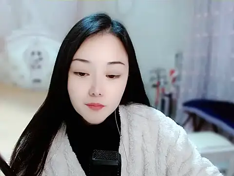 Snapshot of Angel-C chatting on 01/03/25, 01:27 Angel-C online show from 01/03/25, 01:27