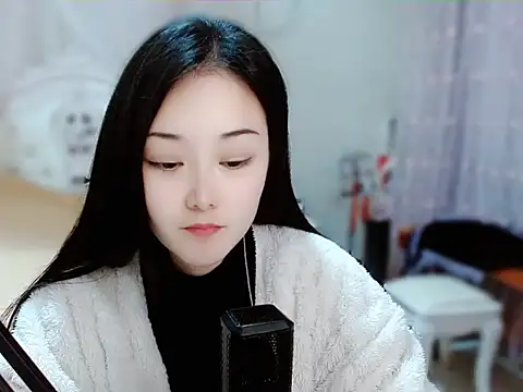 Snapshot of Angel-C chatting on 01/14/25, 01:47 Angel-C online show from 01/14/25, 01:47
