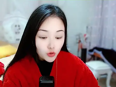 Snapshot of Angel-C chatting on 01/15/25, 01:34 Angel-C online show from 01/15/25, 01:34