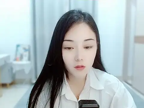 Snapshot of Angel-C chatting on 02/16/25, 01:47 Angel-C online show from 02/16/25, 01:47