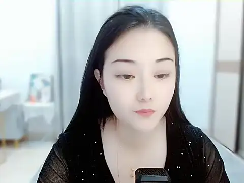 Snapshot of Angel-C chatting on 02/21/25, 01:33 Angel-C online show from 02/21/25, 01:33