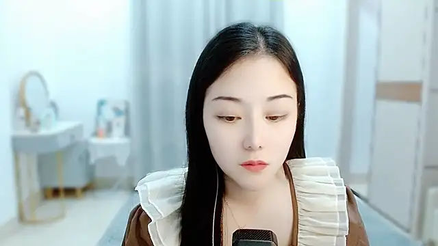 Snapshot of Angel-C chatting on 02/25/25, 01:30 Angel-C online show from 02/25/25, 01:30
