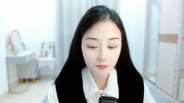 Snapshot of Angel-C chatting on 02/26/25, 02:04 Angel-C online show from 02/26/25, 02:04