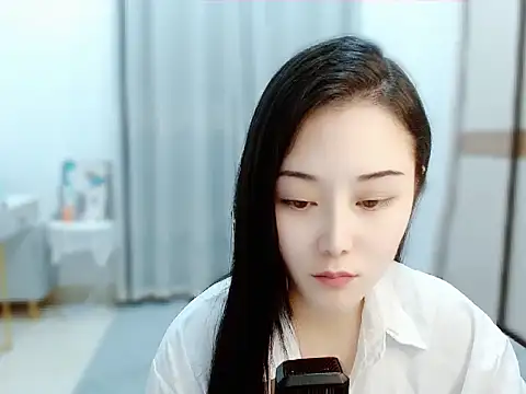 Snapshot of Angel-C chatting on 03/08/25, 01:28 Angel-C online show from 03/08/25, 01:28
