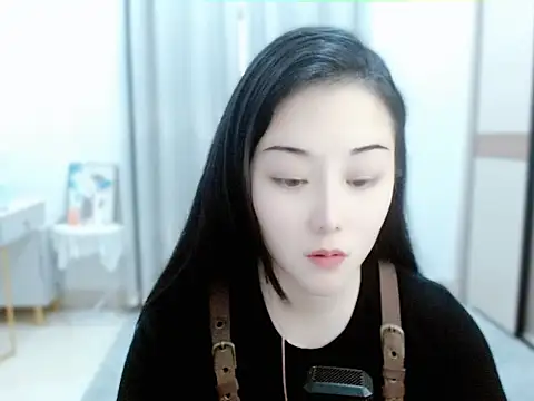 Snapshot of Angel-C chatting on 03/12/25, 01:25 Angel-C online show from 03/12/25, 01:25