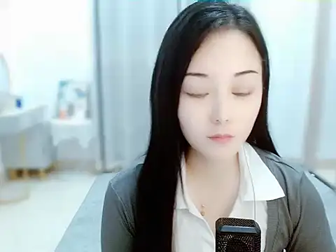 Snapshot of Angel-C chatting on 03/23/25, 01:31 Angel-C online show from 03/23/25, 01:31