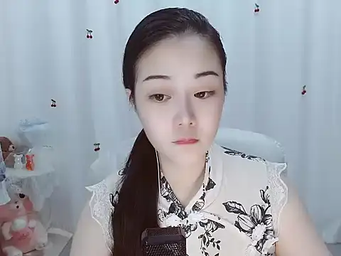 Snapshot of Angel-C chatting on 09/09/25, 01:27 Angel-C online show from 09/09/25, 01:27