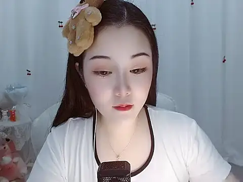 Snapshot of Angel-C chatting on 09/13/25, 01:27 Angel-C online show from 09/13/25, 01:27