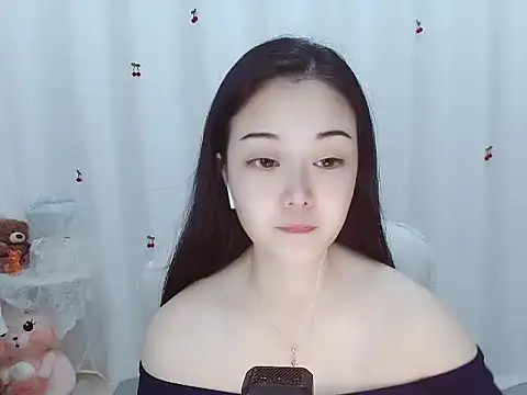Snapshot of Angel-C chatting on 10/01/25, 01:22 Angel-C online show from 10/01/25, 01:22