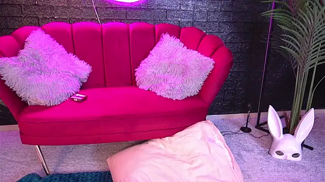 ScarlettQuate online show from 12/06/24, 05:44