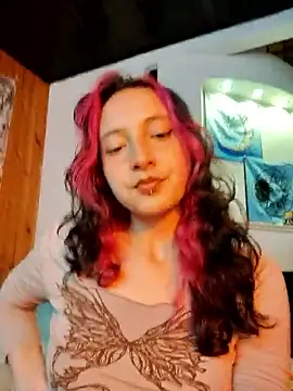 Snapshot of _Laary chatting on 09/23/25, 08:45 Laary online show from 09/23/25, 08:45