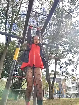 Snapshot of _Laary chatting on 09/24/25, 08:01 Laary online show from 09/24/25, 08:01