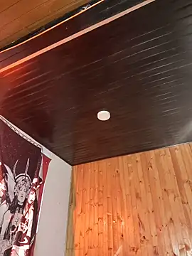  Laary online show from 11/24/25, 09:14