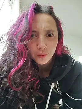  Laary online show from 04/20/26, 09:49