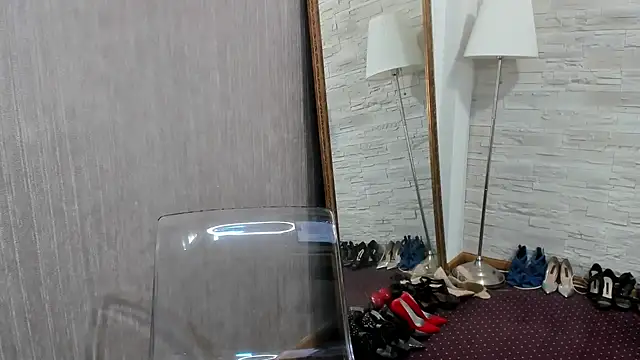 ElisaBaxter online show from 03/04/25, 08:57