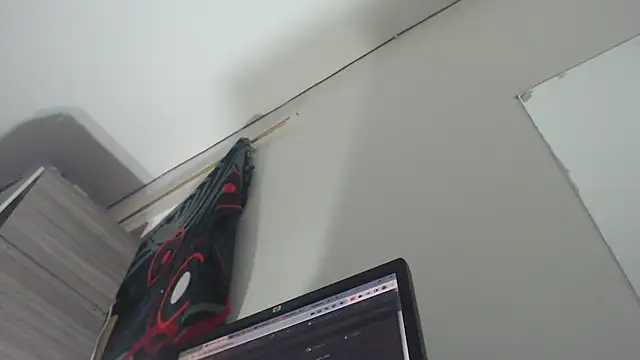 Snapshot of Devill_x chatting on 02/25/25, 05:04 Devill x online show from 02/25/25, 05:04