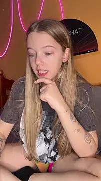 -veranito- online show from 04/22/26, 03:09