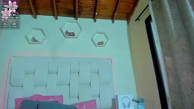 shanakendall online show from 03/09/26, 02:10