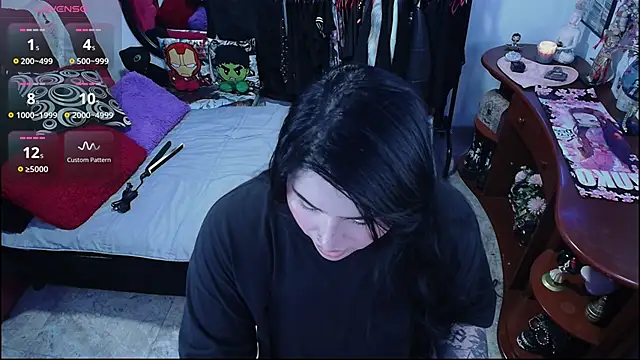 lufek23 online show from 11/07/25, 08:20