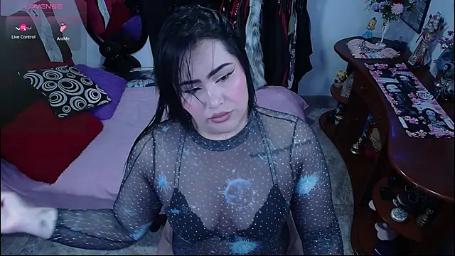 lufek23 online show from 12/22/25, 08:06