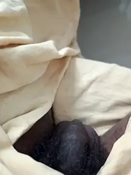 malluflash online show from 04/15/26, 02:24