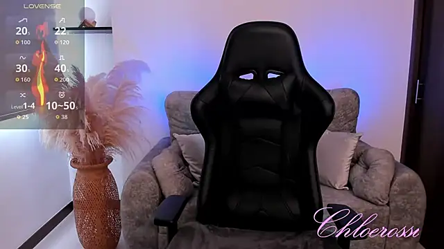 chloerossi online show from 11/28/25, 03:25