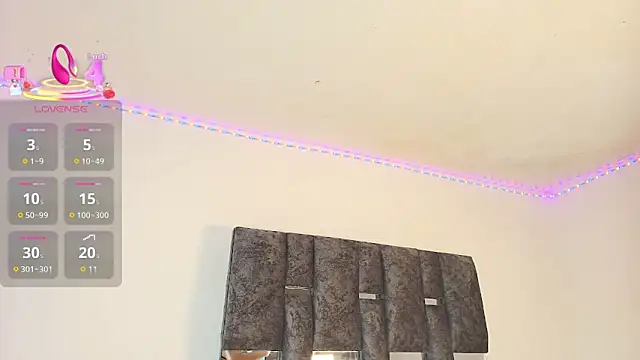 Natasharuso online show from 09/25/25, 10:30