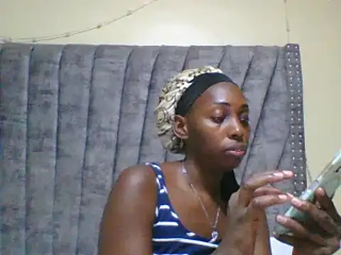 Snapshot of Dizzydose chatting on 05/22/26, 05:07 Dizzydose online show from 05/22/26, 05:07