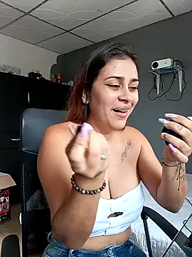 Latina sexy1 online show from 02/22/25, 05:46