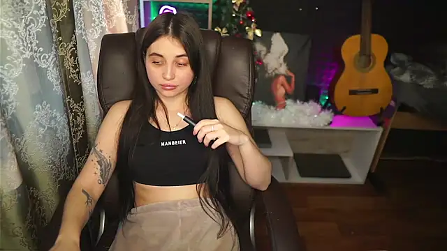 delicatedBailey online show from 01/12/25, 07:21