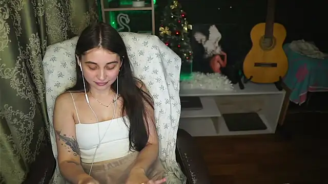 delicatedBailey online show from 10/09/25, 02:37