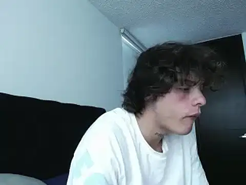 Snapshot of Santiago_kiler chatting on 12/09/24, 09:26 Santiago kiler online show from 12/09/24, 09:26