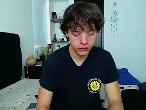 Snapshot of Santiago_kiler chatting on 12/21/24, 04:03 Santiago kiler online show from 12/21/24, 04:03