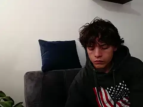 Snapshot of Santiago_kiler chatting on 12/29/24, 05:33 Santiago kiler online show from 12/29/24, 05:33