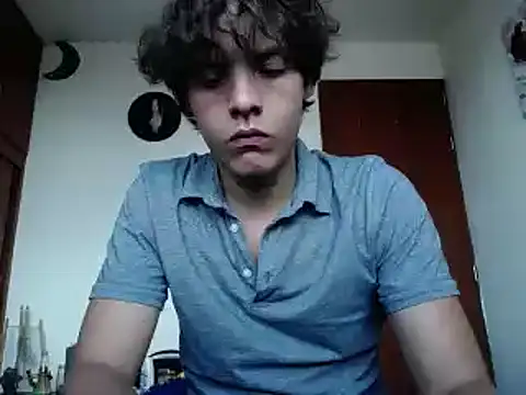 Snapshot of Santiago_kiler chatting on 01/13/25, 07:42 Santiago kiler online show from 01/13/25, 07:42