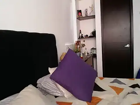 Snapshot of Santiago_kiler chatting on 01/16/25, 04:50 Santiago kiler online show from 01/16/25, 04:50