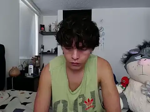 Snapshot of Santiago_kiler chatting on 01/20/25, 04:55 Santiago kiler online show from 01/20/25, 04:55